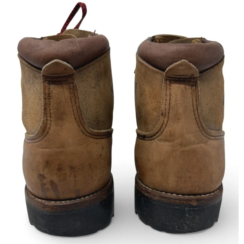 Vintage Vasque Alpine Mountain Boots Men 9.5 E Tan Mountaineering Suede USA Made